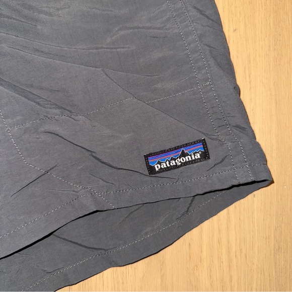 Patagonia Men's Baggies Longs - 7" Forge Grey Small - Picture 6 of 10